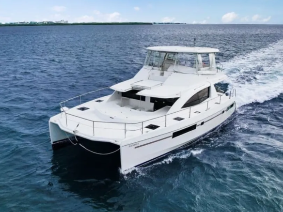 renta de catamaran en cancun 2