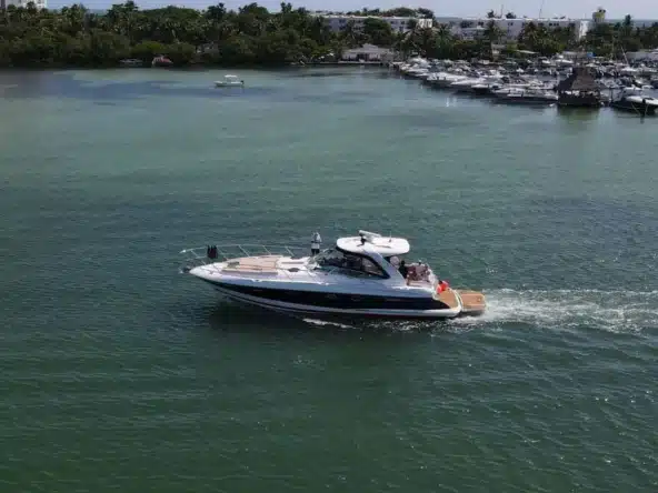 renta de barcos en cancun 6