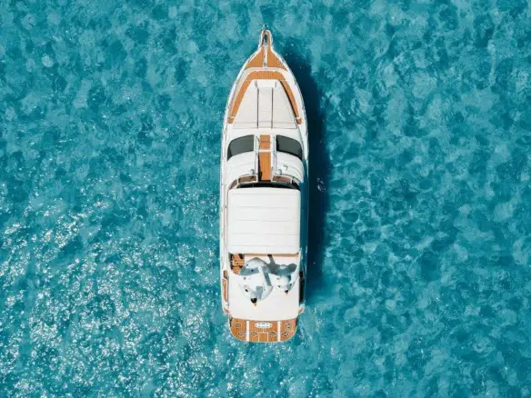 cancun renta de yates 4
