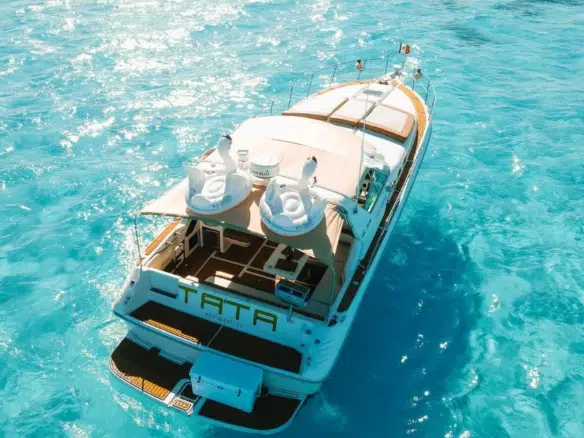 yates renta cancun 4