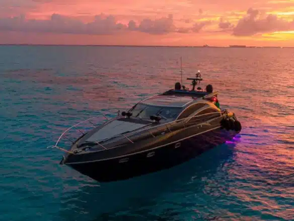 yates en renta cancun 7