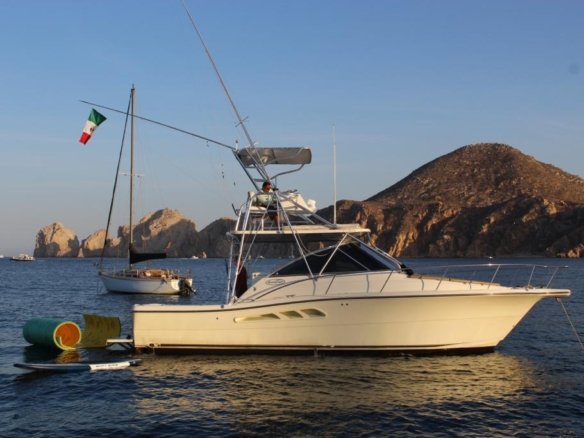 Fotografía de pesca deportiva en Los Cabos a bordo de Pesca Deportiva en Los Cabos - Vista 4