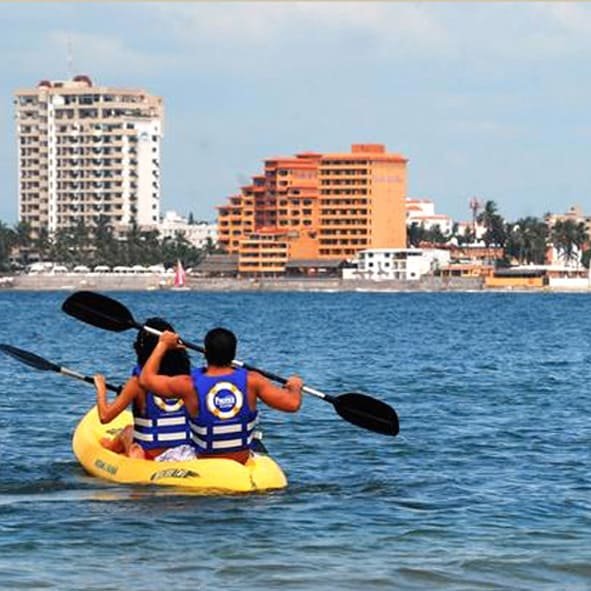 Lleva más allá tu experiencia de yates por Mazatlán con el Kayak