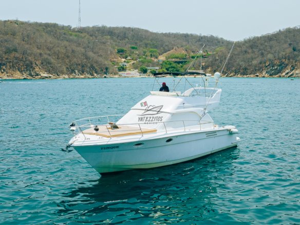 renta de yates en huatulco oaxaca 2