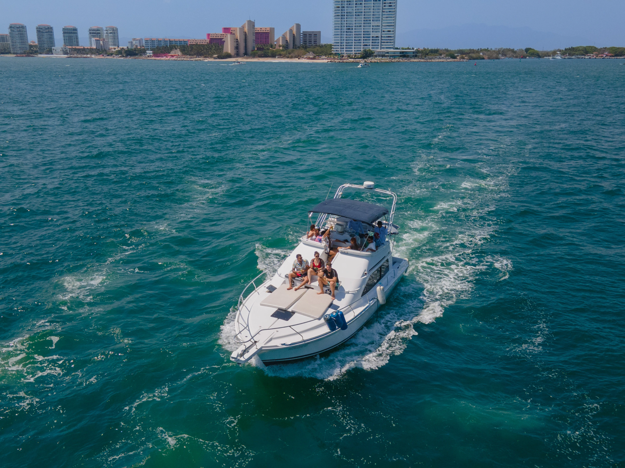 Renta yate puerto vallarta 3