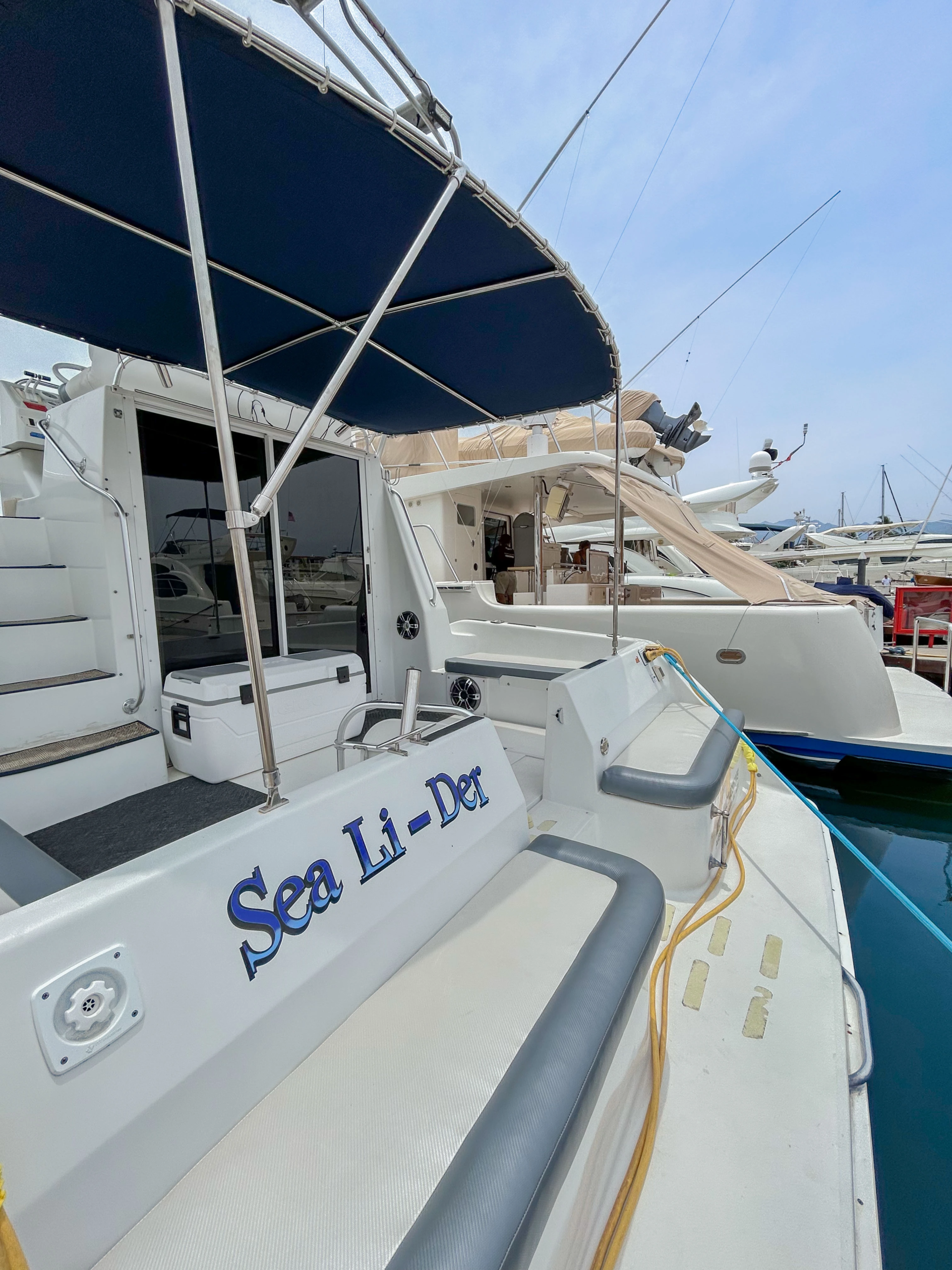Renta yate puerto vallarta 13