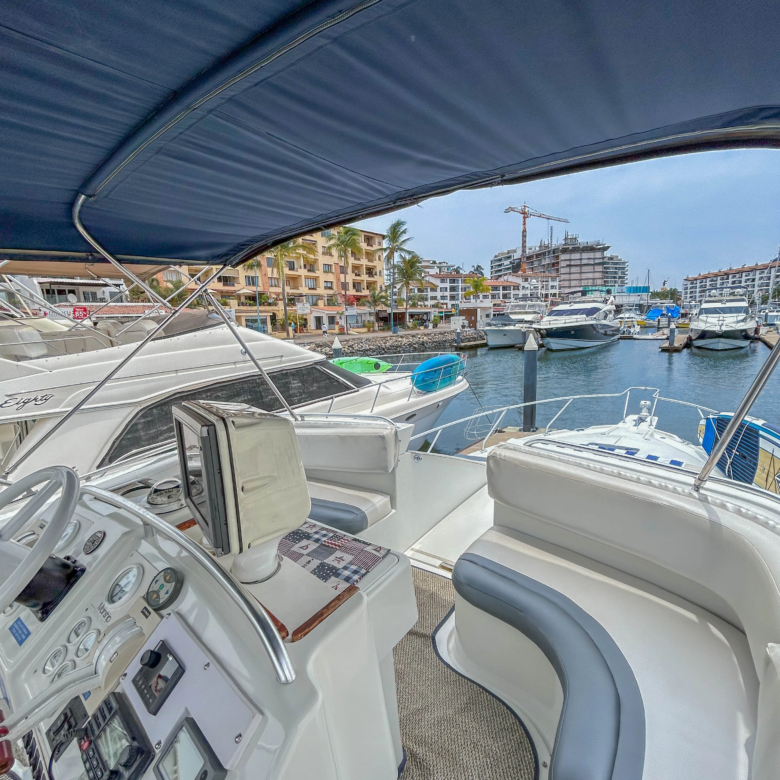 Renta yate puerto vallarta 16