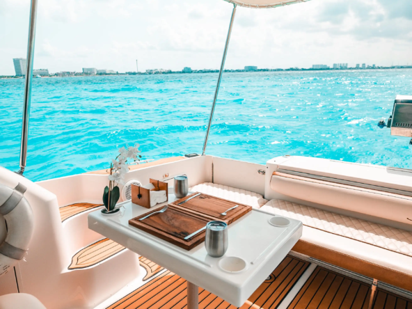 renta de yate en cancún precio 12