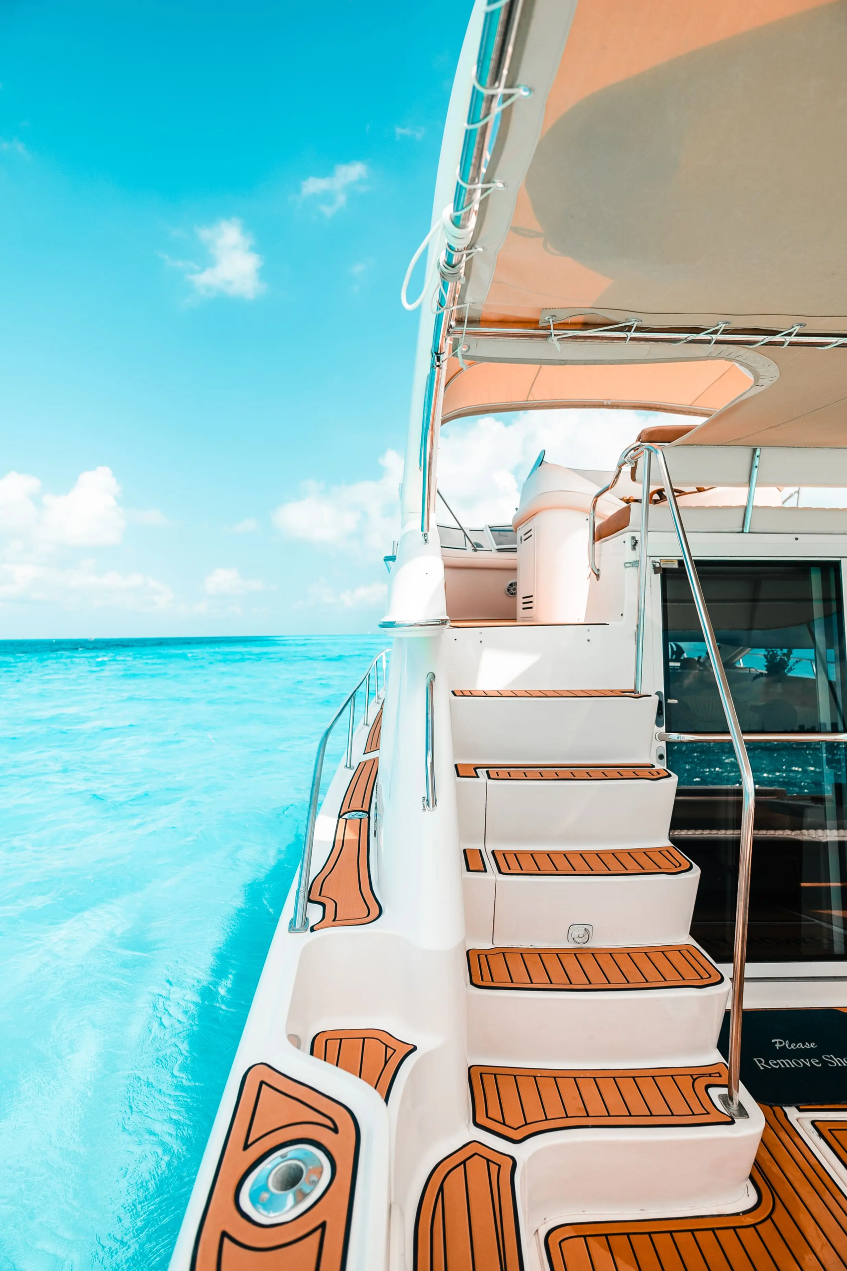 renta de yate en cancún precio 13