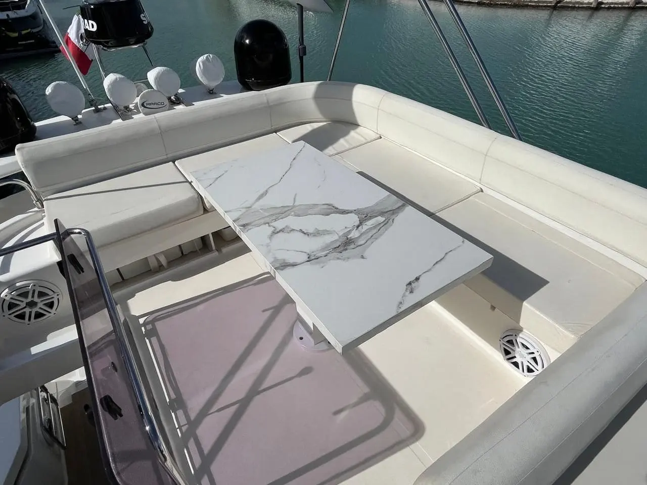 yachts in cancun for rent 9