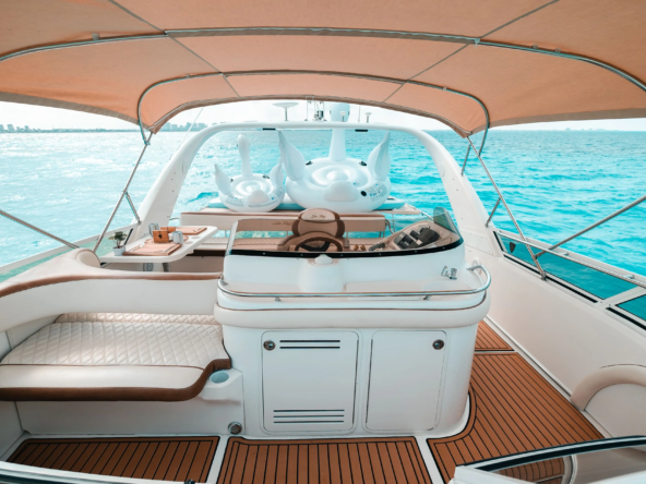 renta de yate en cancún precio 18