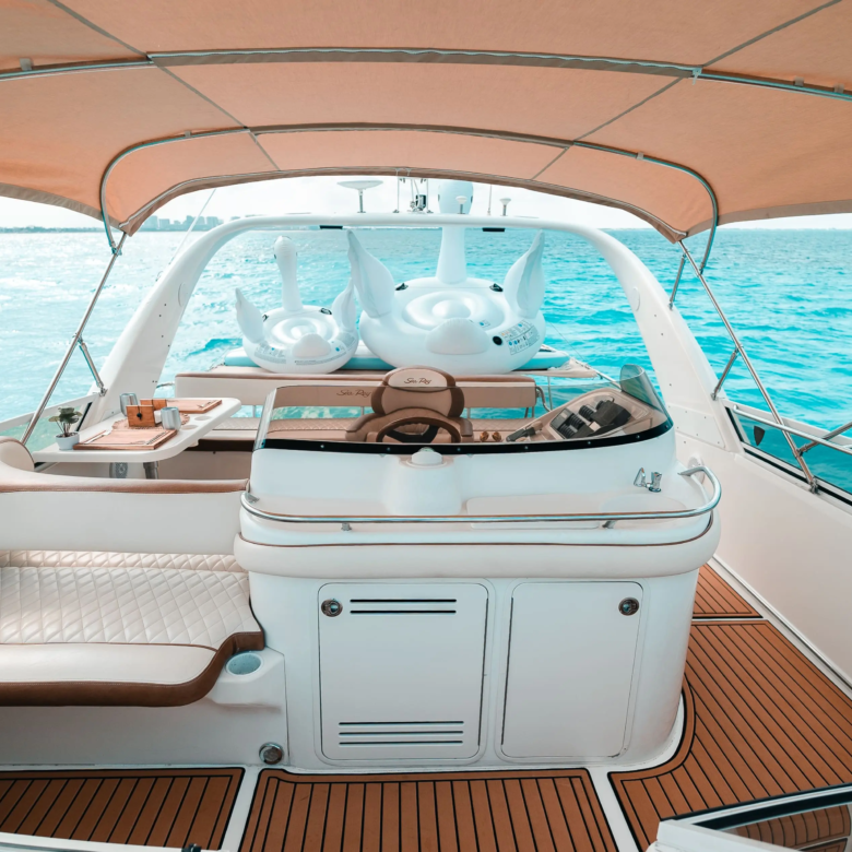 renta de yate en cancún precio 18