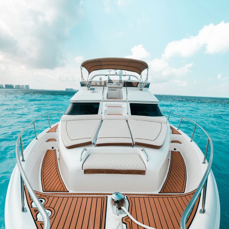 renta de yate en cancún precio 21