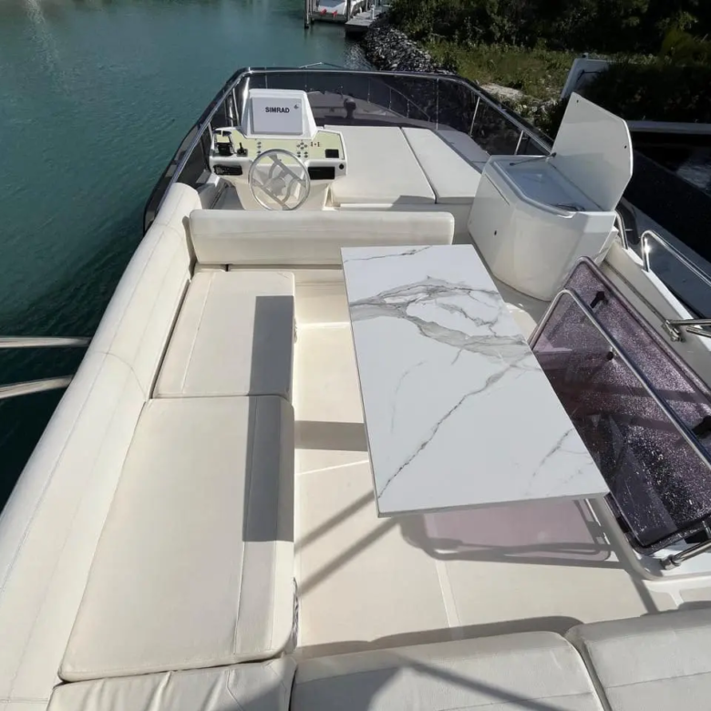 yachts in cancun for rent 2