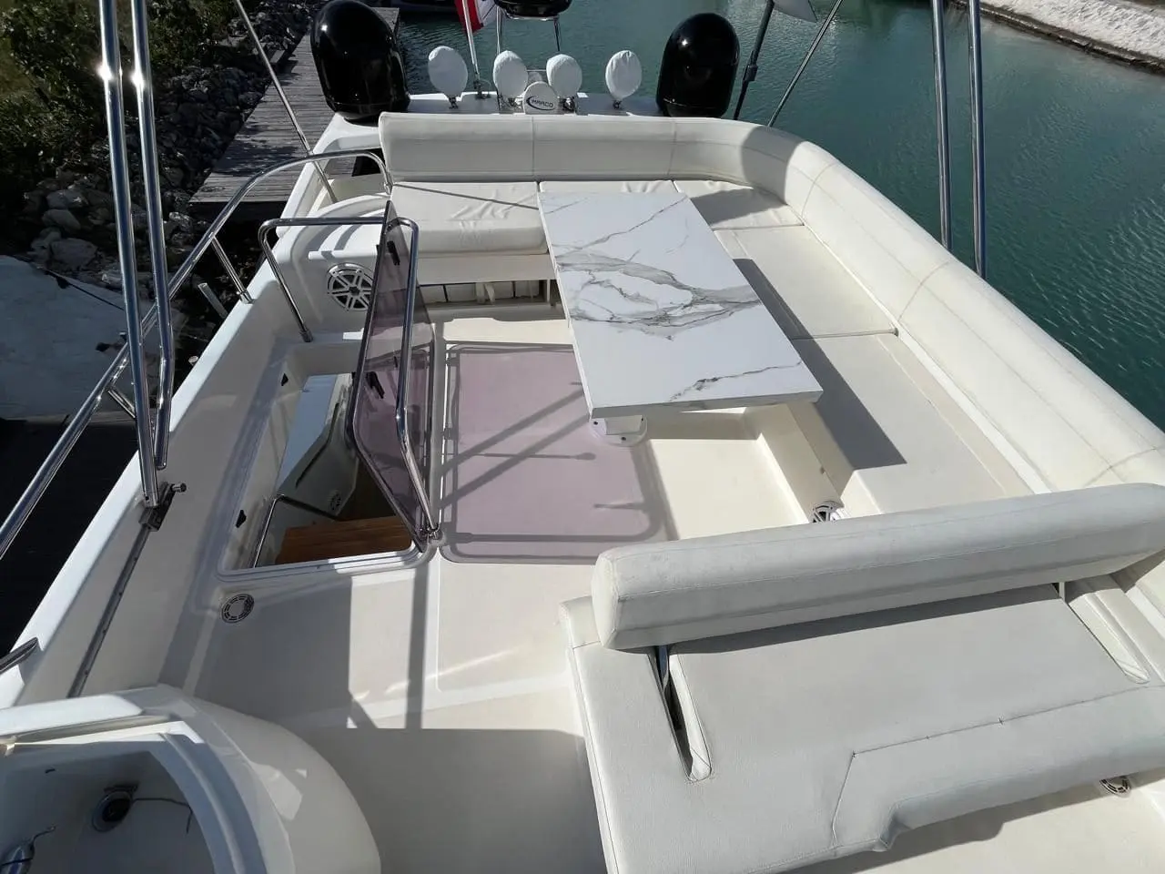 yachts in cancun for rent 8