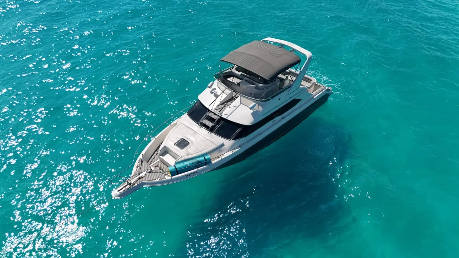 yacht club cancun 12