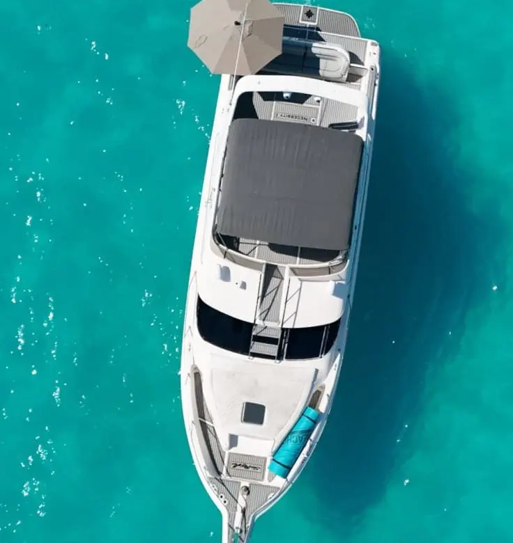 yacht club cancun 6