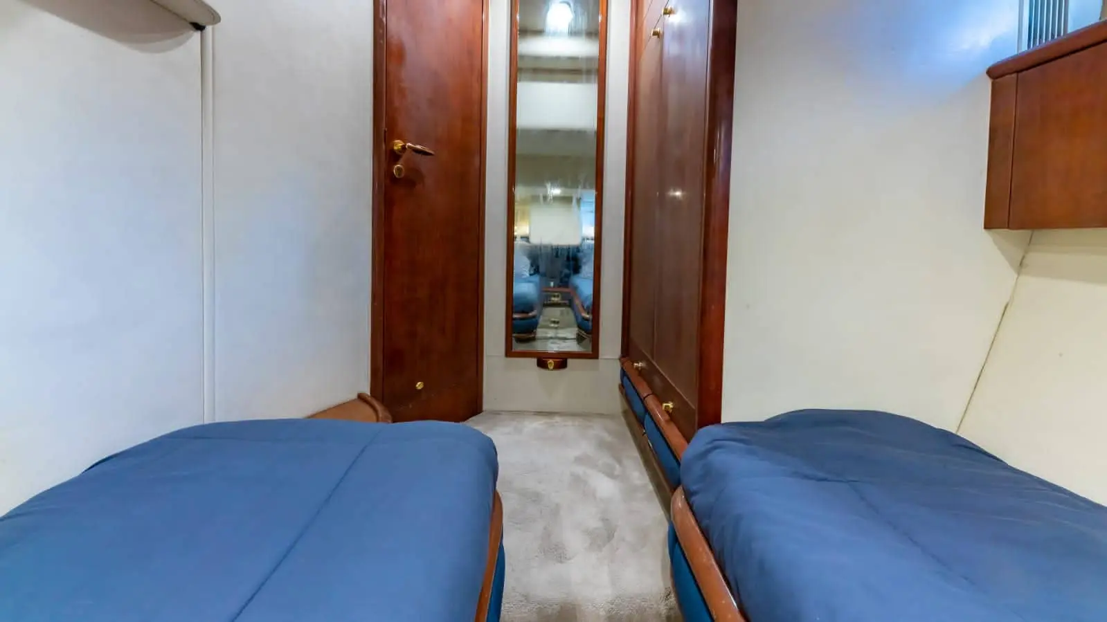 yacht cancun 6
