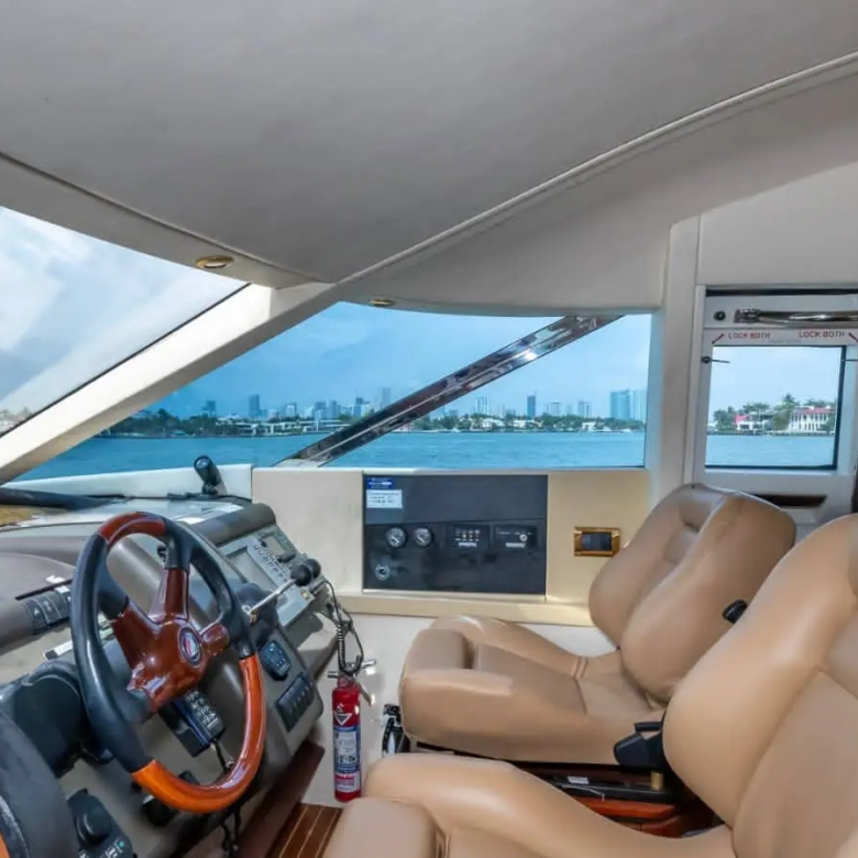 yacht cancun 8