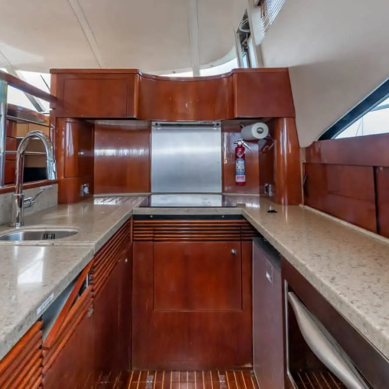 yacht cancun 9