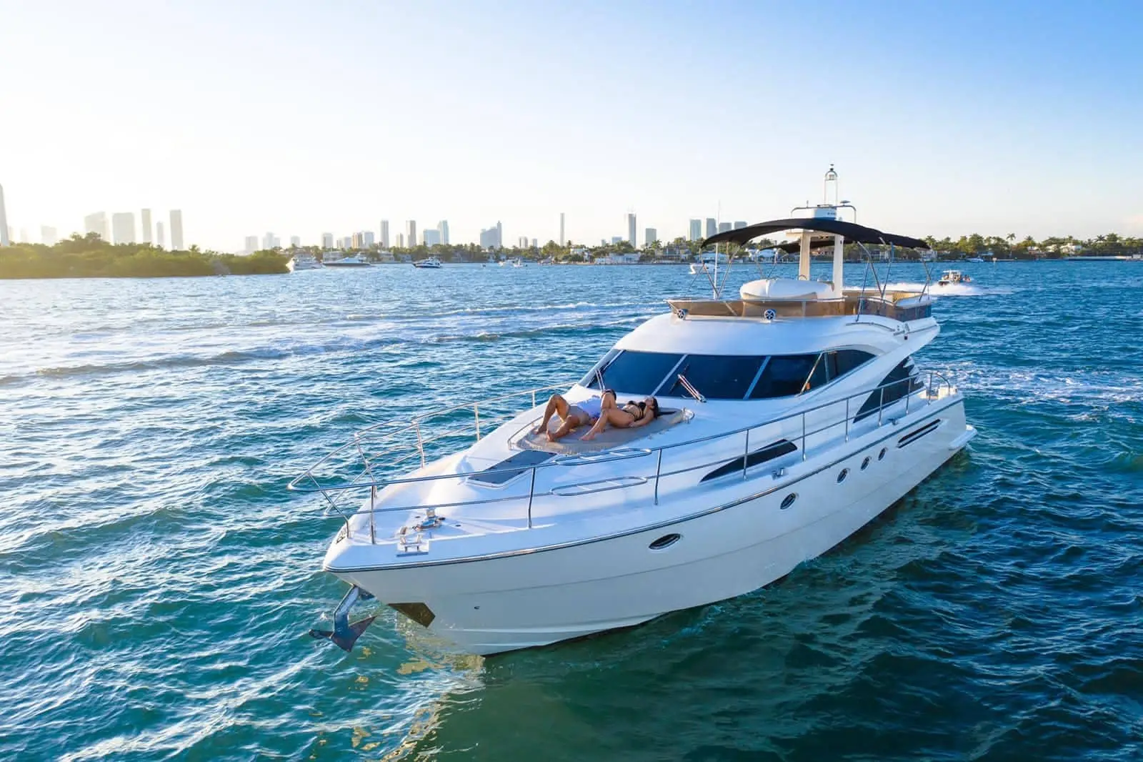 yacht cancun 16