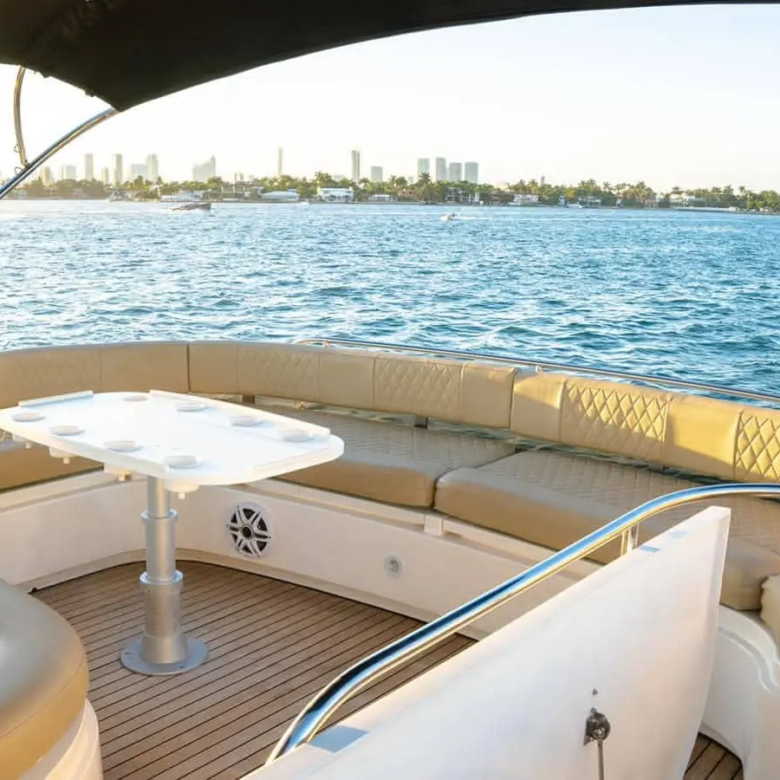 yacht cancun 17
