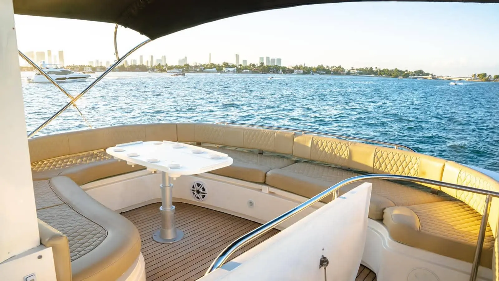 yacht cancun 17