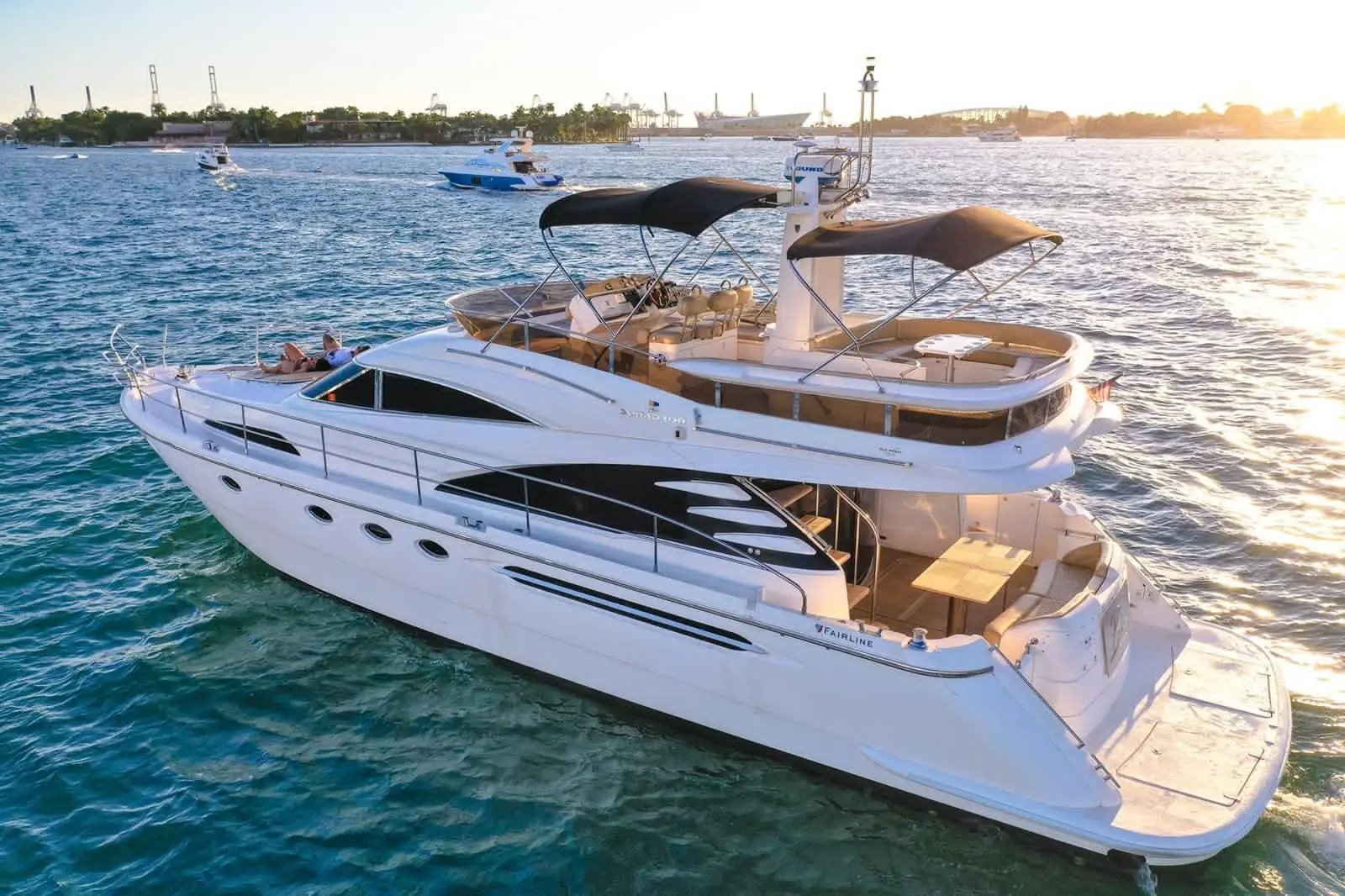 yacht cancun 18