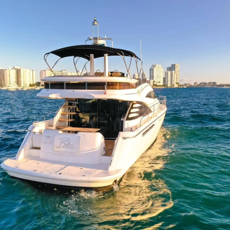 yacht cancun 19