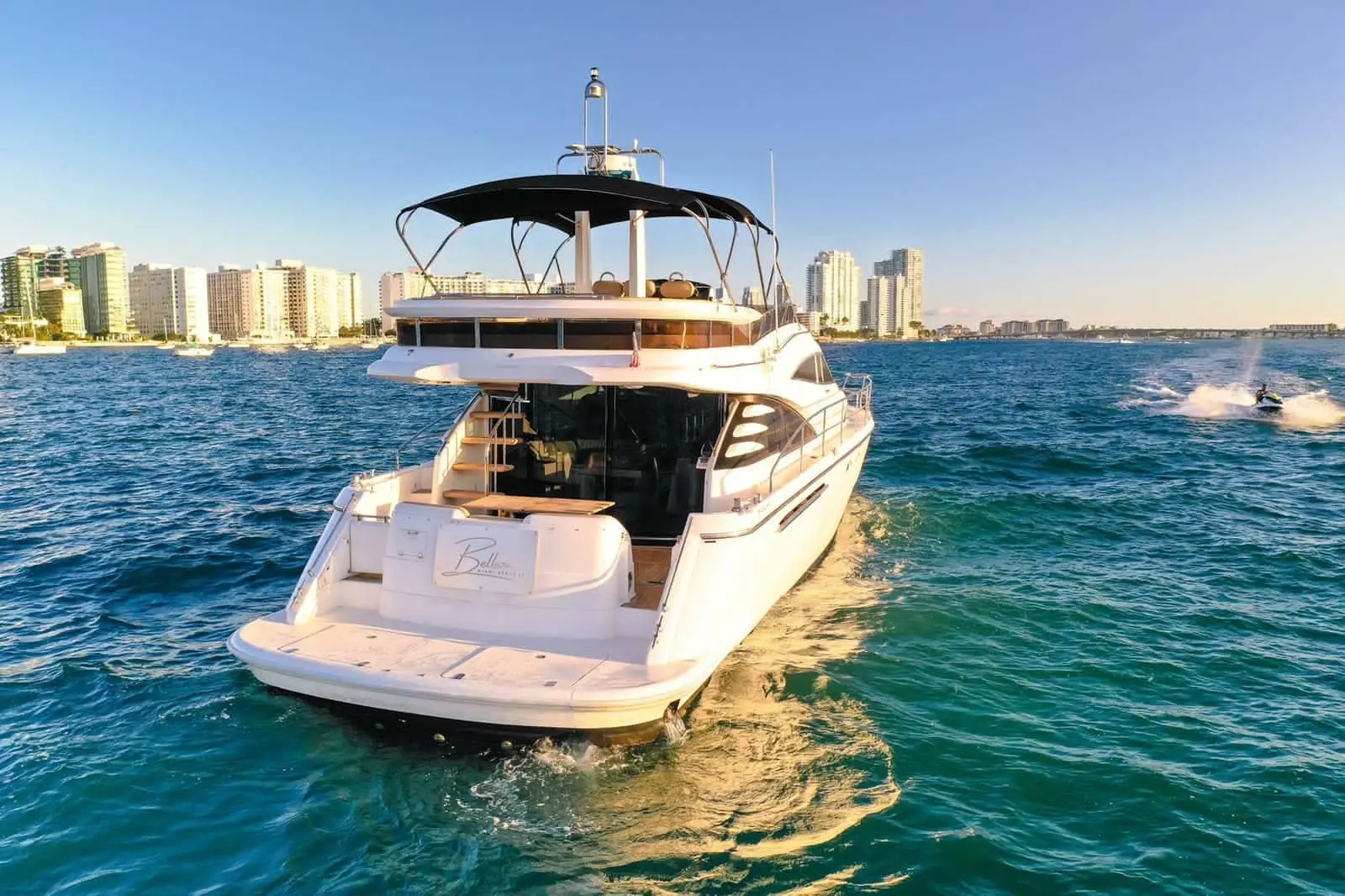 yacht cancun 19