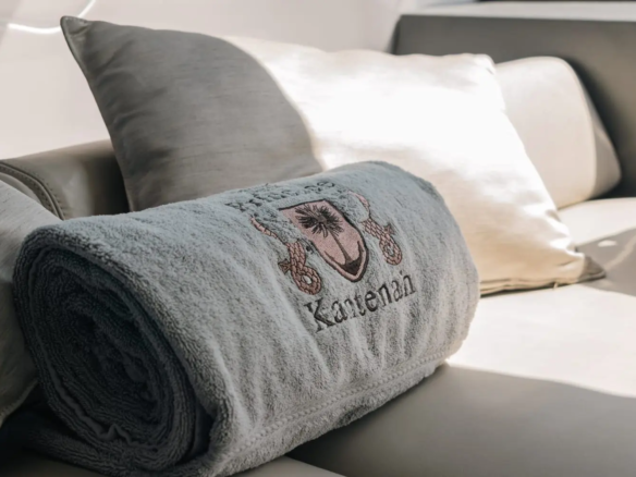 yacht rental cancun 1