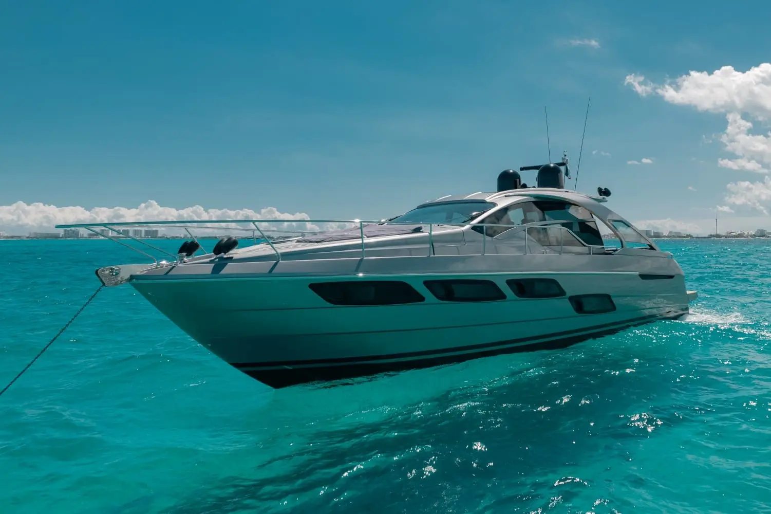 yacht rental cancun 3