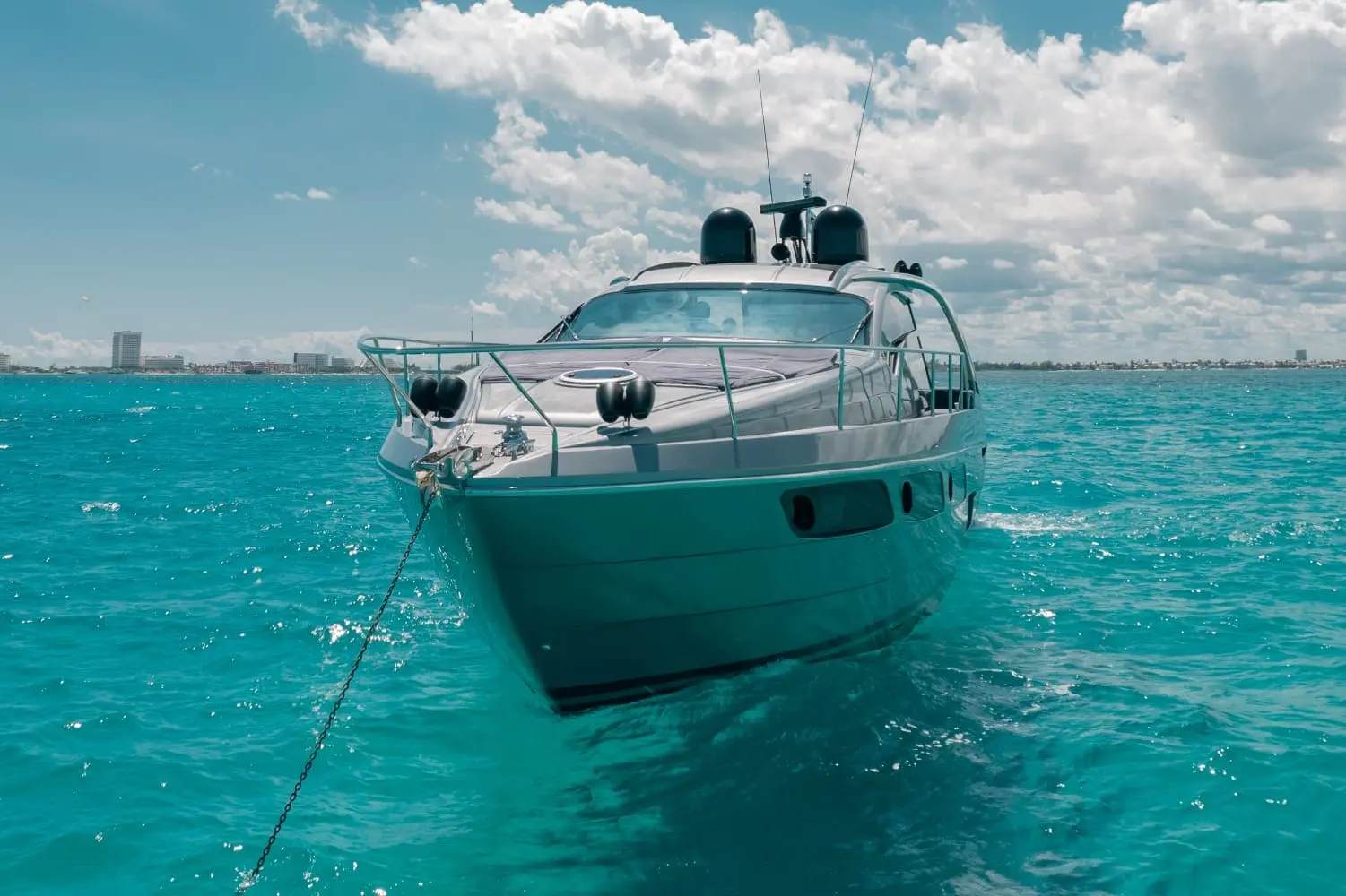 yacht rental cancun 5