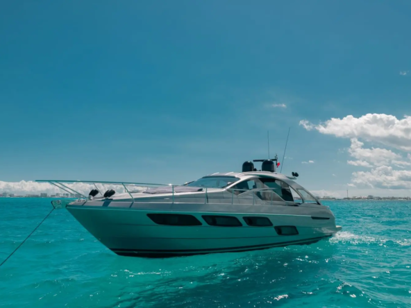 yacht rental cancun 7