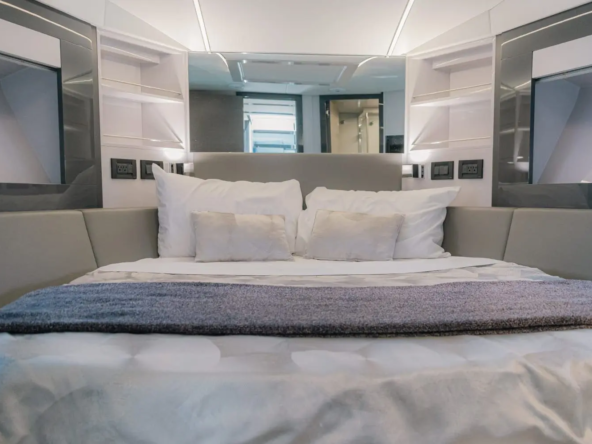 yacht rental cancun 8