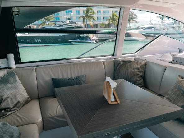 yacht rental cancun 11