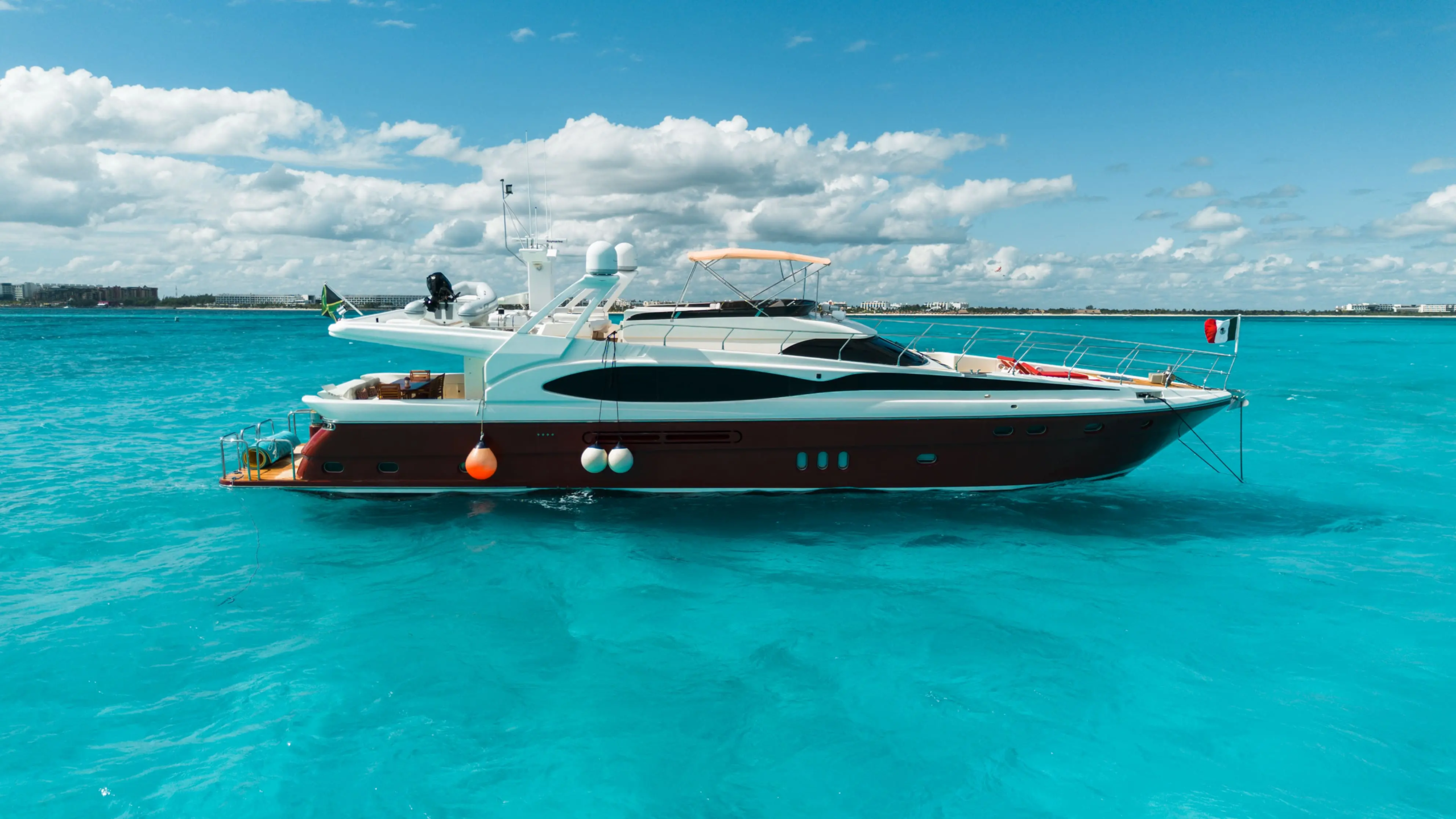 boat rental cancun 13
