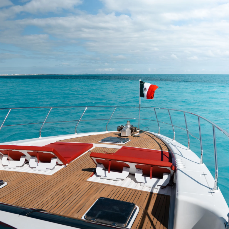 boat rental cancun 25