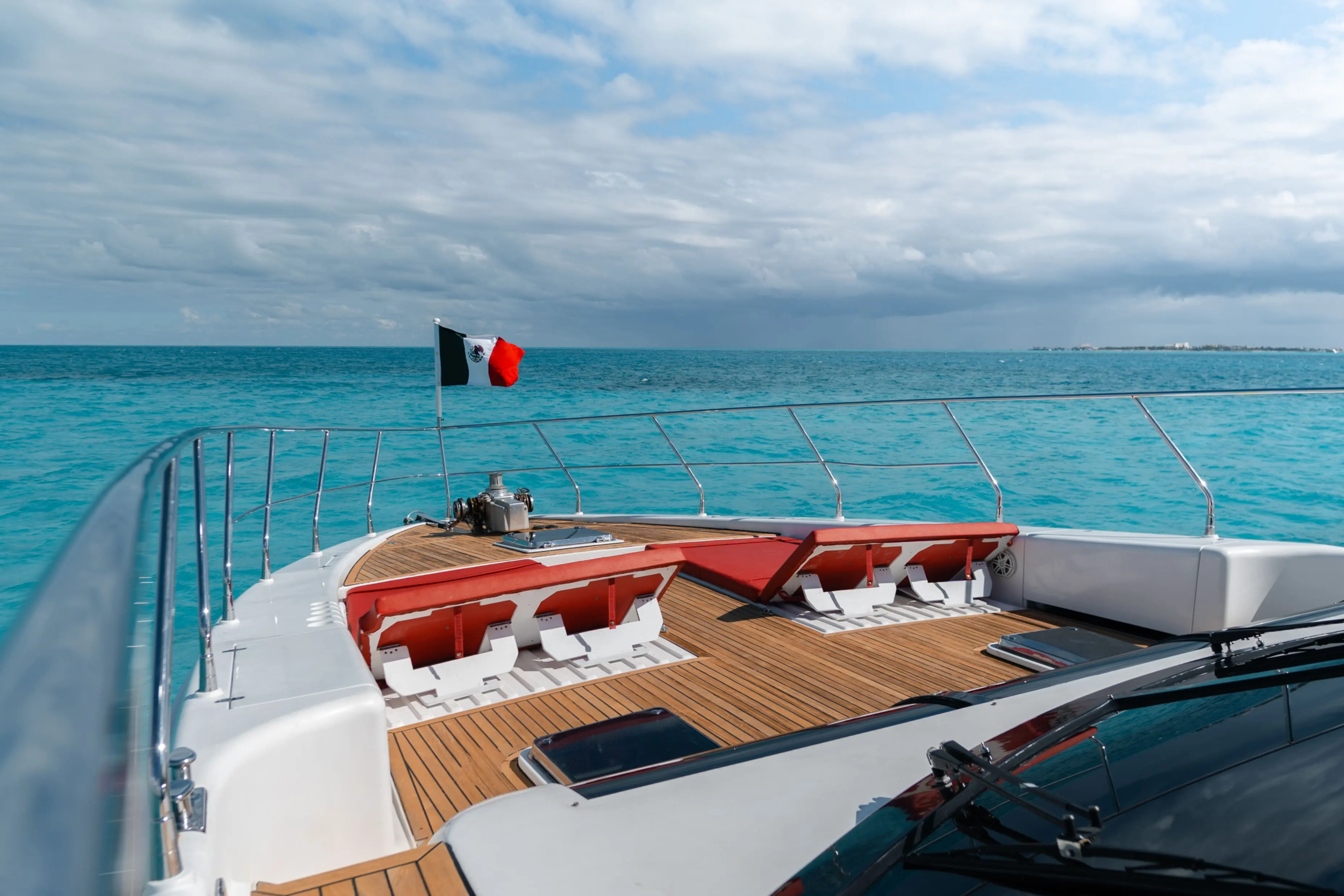 boat rental cancun 32
