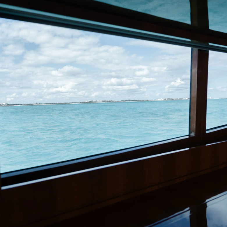 boat rental cancun 38