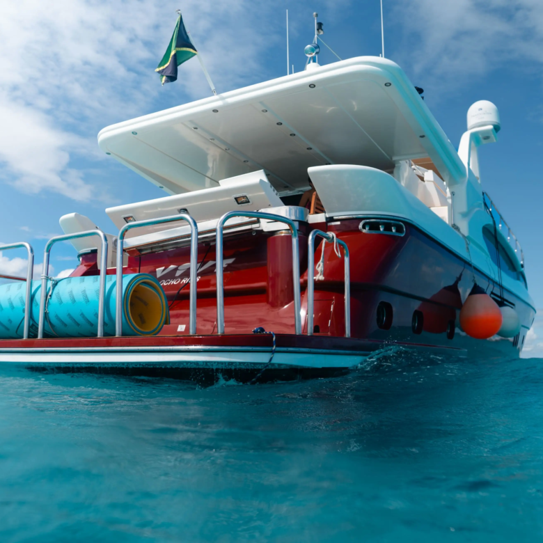 boat rental cancun 42