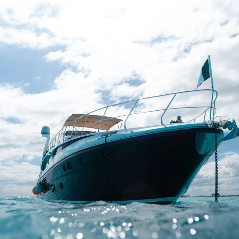 boat rental cancun 44