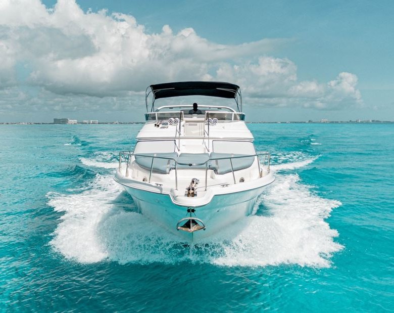 cancun yachts for rent 1