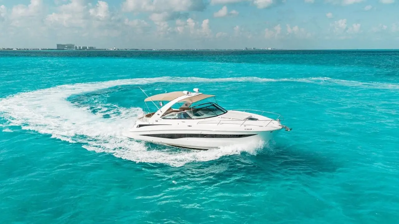 lancha cancun 1