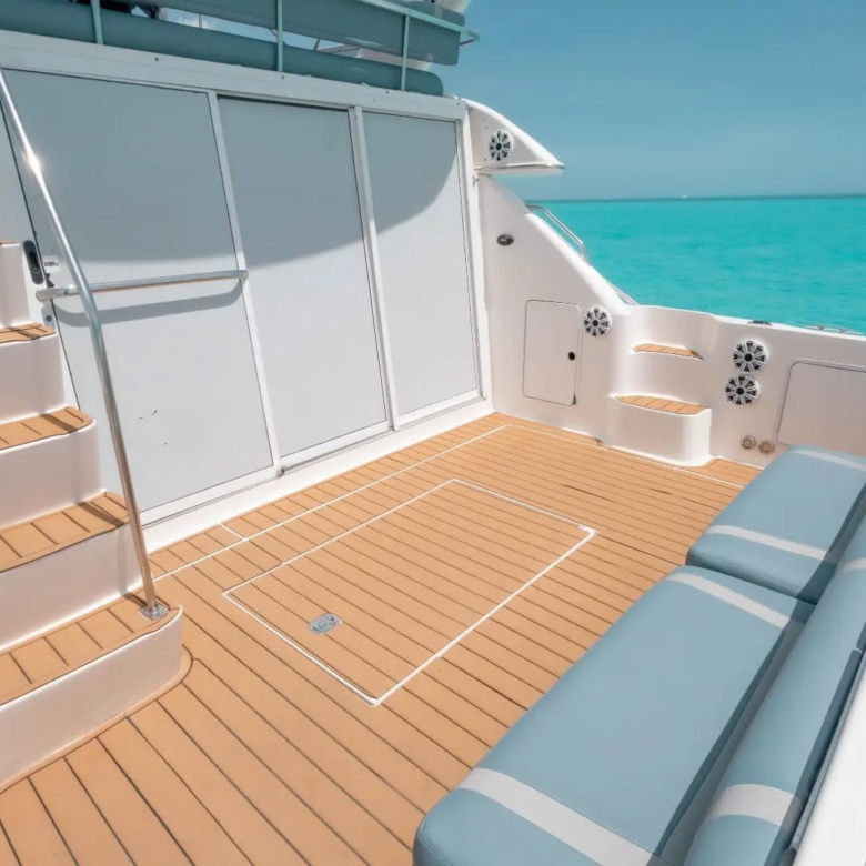 cancun yachts for rent 8