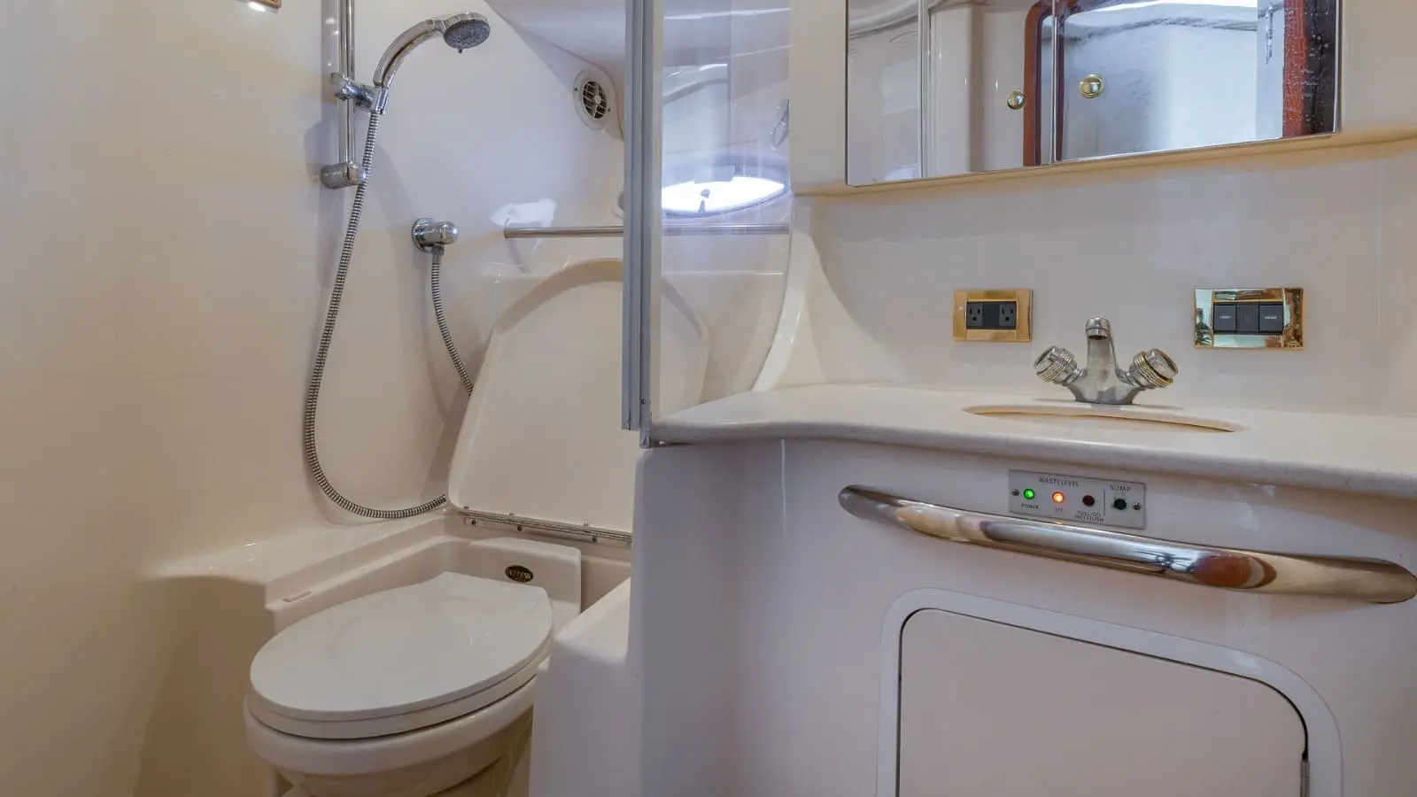 cancun yachts for rent 2