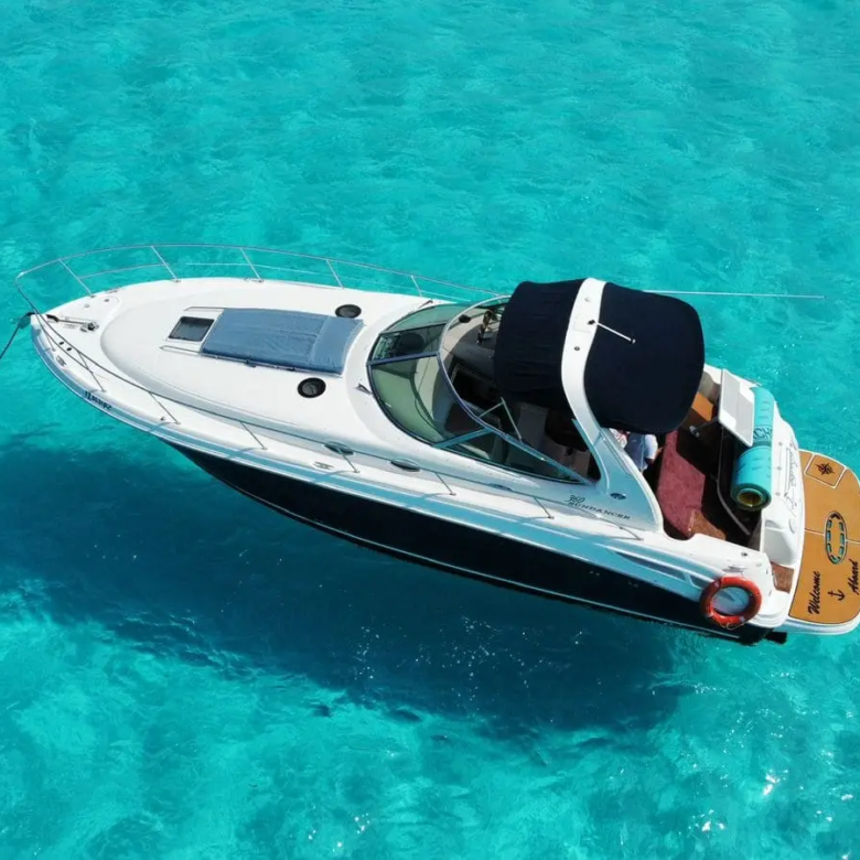 yacht charter in cancun 7