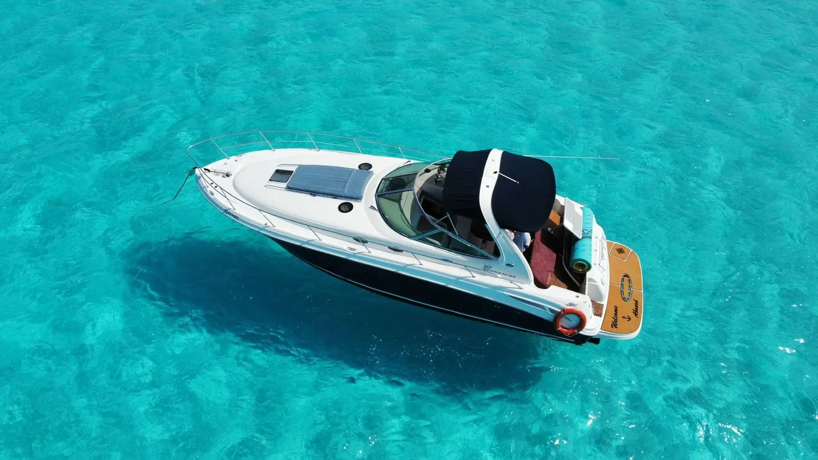 yacht charter in cancun 7