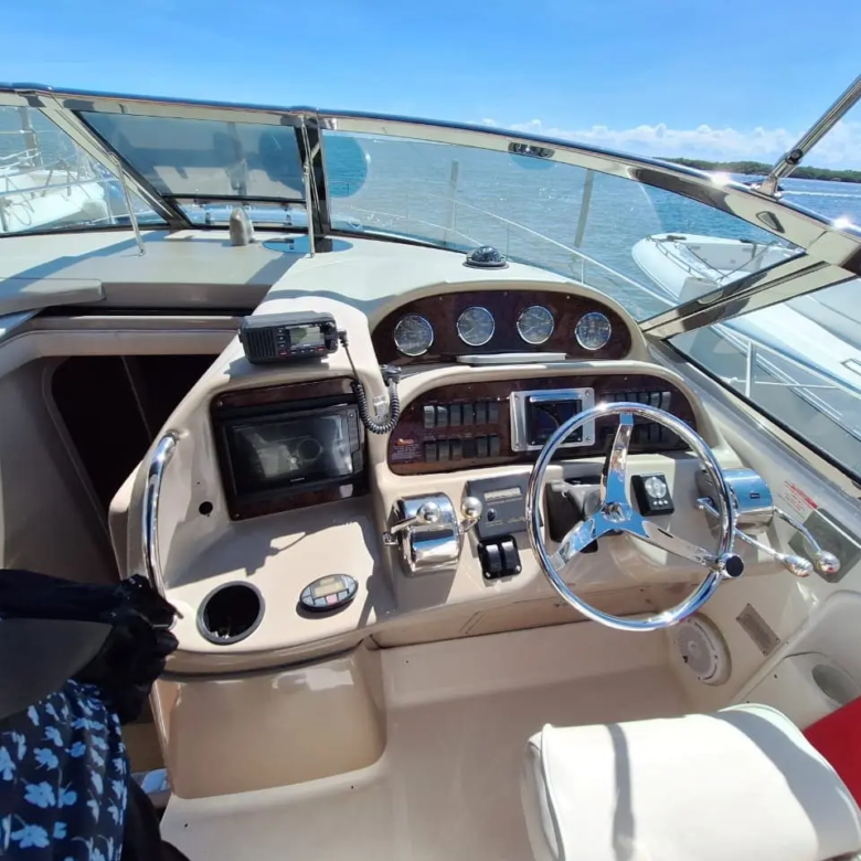 yacht charter in cancun 1