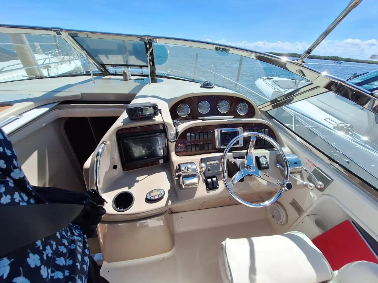 yacht charter in cancun 1